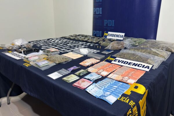 PDI detiene a 8 imputados en procedimiento antidrogas en Llay LLay
