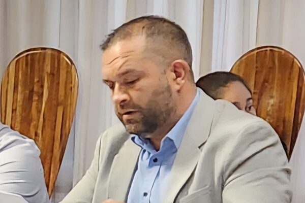 Concejal Muena destaca inicio de entrega de pasajes a universitarios de San Felipe que estudian en Viña del Mar y Valparaíso