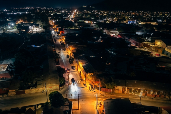 Llay Llay cuenta con tres kilómetros de nuevas luminarias peatonales