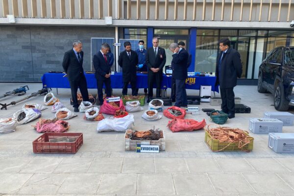 PDI de Los Andes detiene a 20 antisociales que eran parte de organización criminal dedicada al robo de cables y baterías de antenas de comunicaciones
