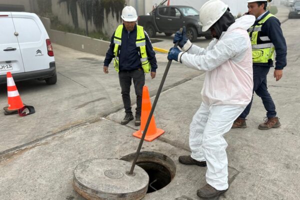 Esval activa alerta preventiva ante anuncio del primer sistema frontal del invierno en la región