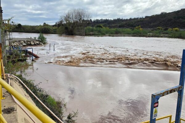 ESVAL destacó que servicio de agua potable se ha mantenido con normalidad pese a intensos sistemas frontales