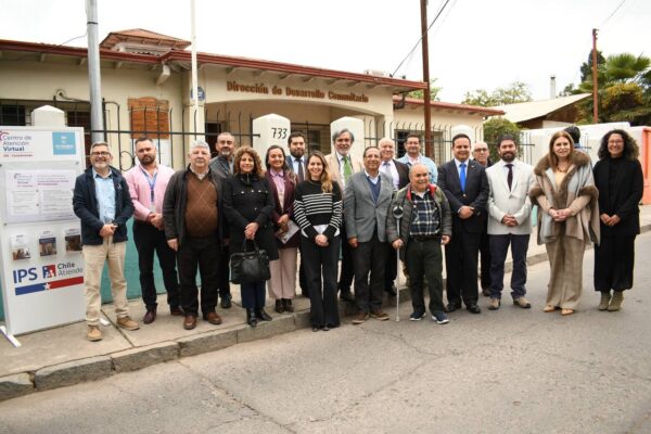 IPS ChileAtiende llega a Putaendo con innovador  Centro de Atención Virtual