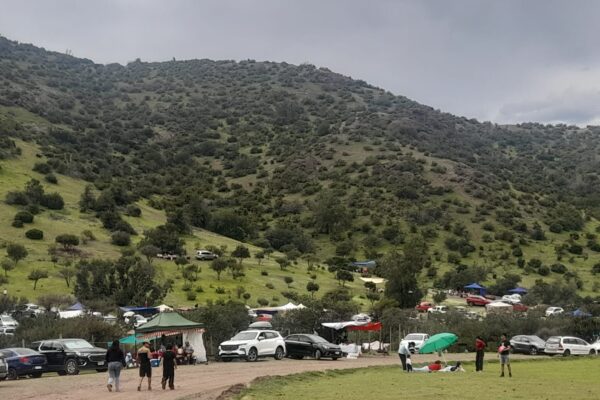 Aconcaguinos este 18 se tomaron el Parque Comunal de Rinconada
