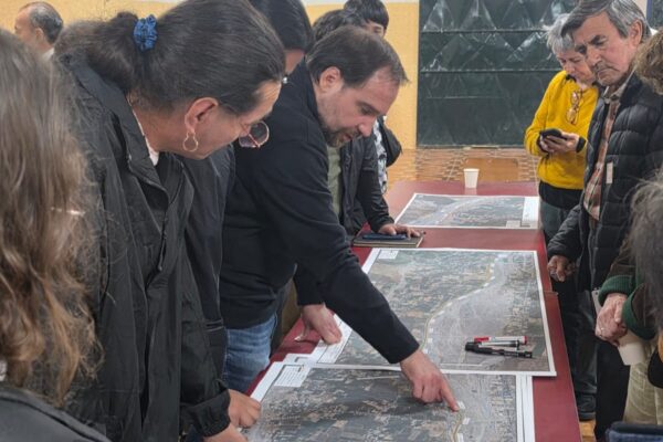 Mesa de trabajo abre diálogo para revisar trazado de la Ruta E-411 en sector 21 de Mayo en San Felipe