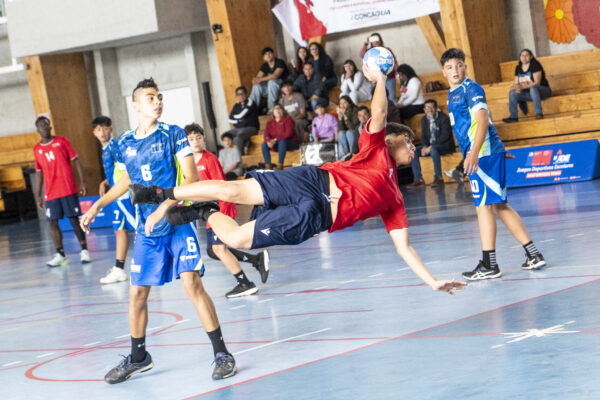 Liceo Mixto y Roberto Humeres avanzaron invictos a cuartos de final del Nacional Escolar sub 14