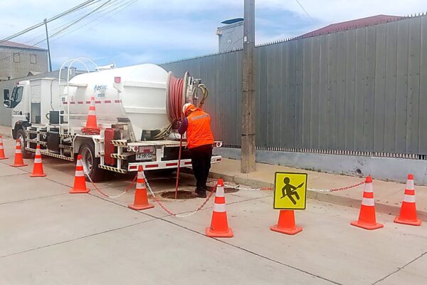Esval refuerza monitoreo y despliega equipos preventivos ante sistema frontal en la Región de  Valparaíso
